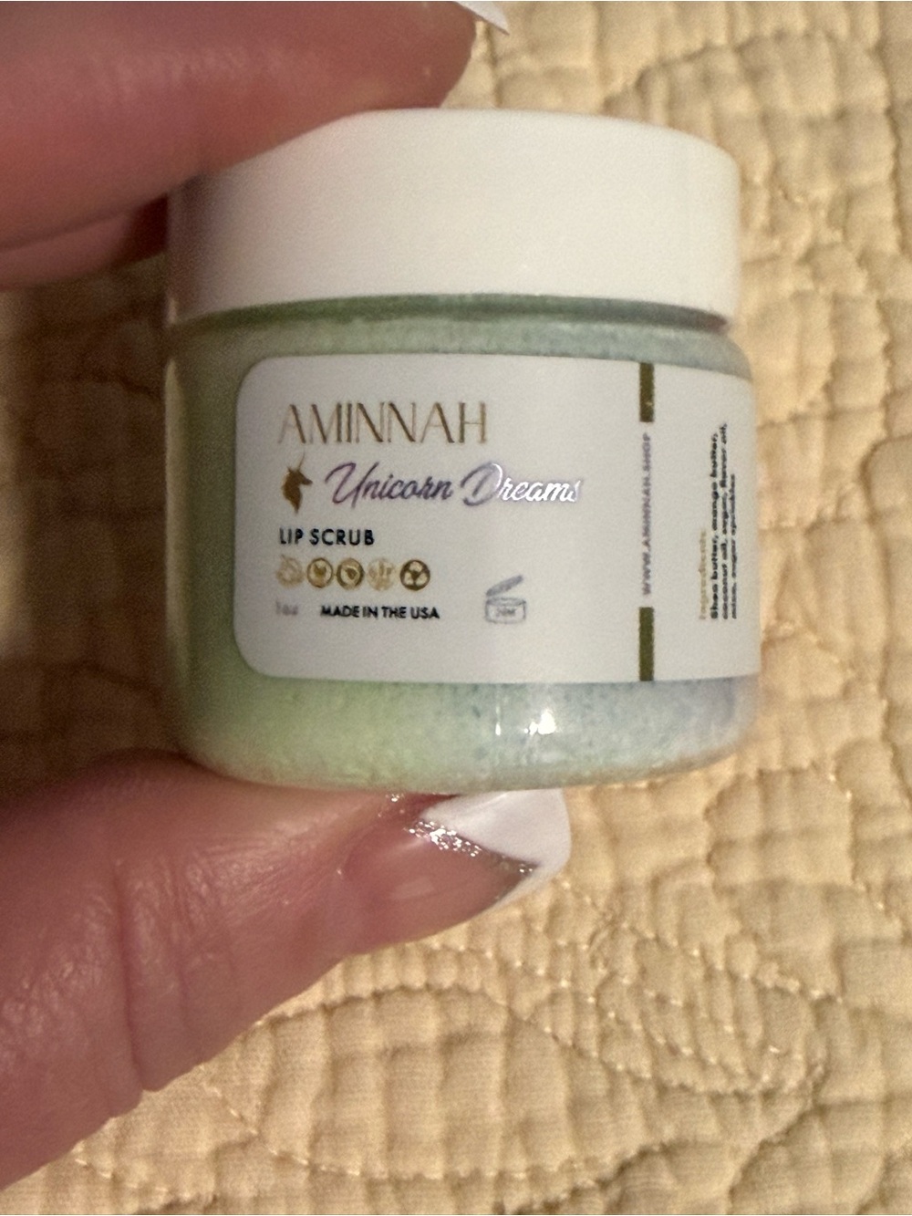 AMINNAH "Unicorn Dreams" Lip Scrub!